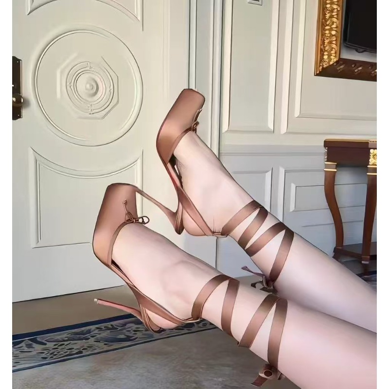赤いハイヒール、プリーツリボン付き女性用ヘッドラップ、アンク - Women'S Shoes Quality のレビューと価格