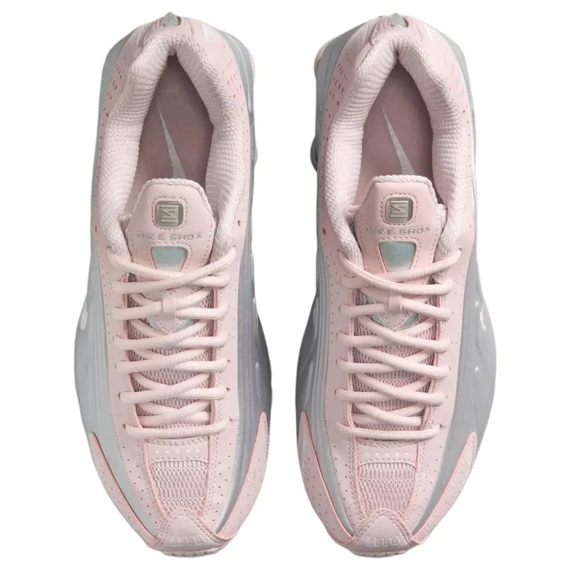 ナイキ ショックス R4 レディース ピンク ベアリーローズ - Women Shoes Running Nike のレビューと価格